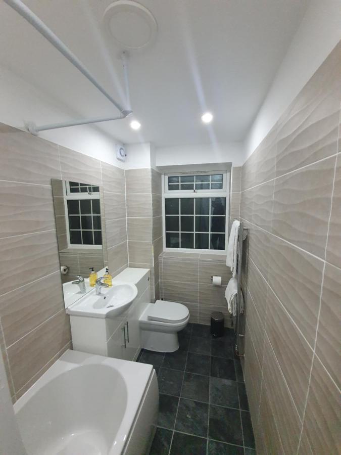 Beautiful Rooms Shaw St And Pine St Bury  Bagian luar foto