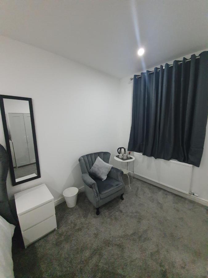 Beautiful Rooms Shaw St And Pine St Bury  Bagian luar foto
