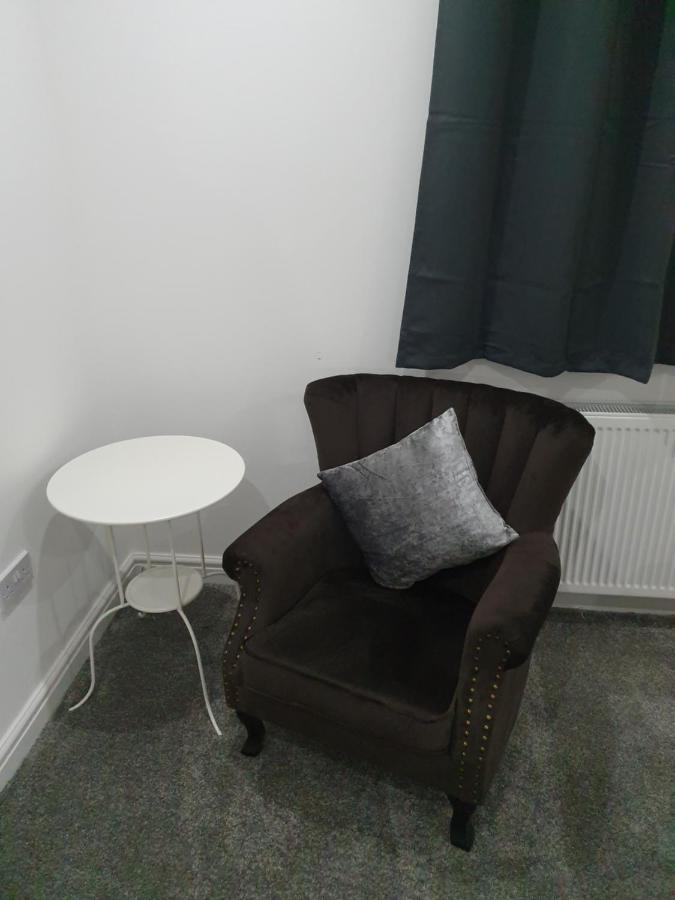Beautiful Rooms Shaw St And Pine St Bury  Bagian luar foto