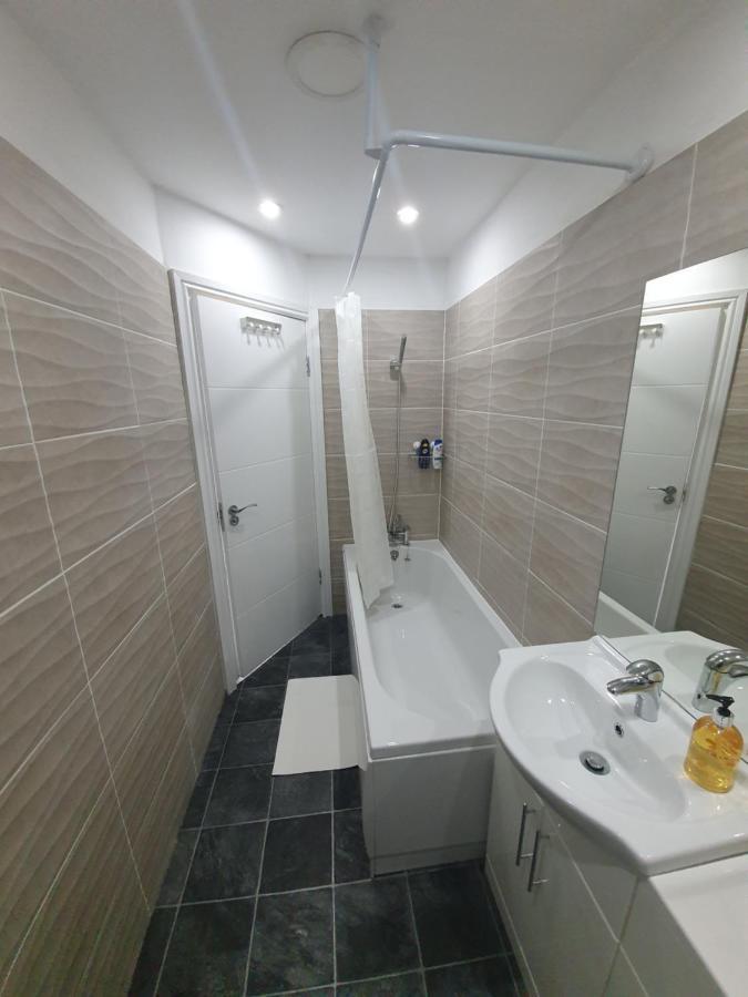 Beautiful Rooms Shaw St And Pine St Bury  Bagian luar foto